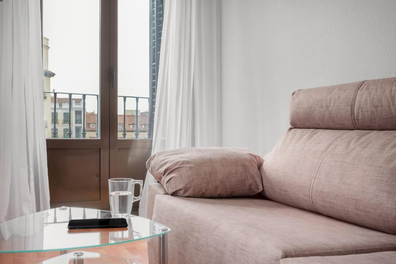 2 Bedrooms 1 Bathroom Furnished - Center - Bright - Mintystay Madrid Exterior photo