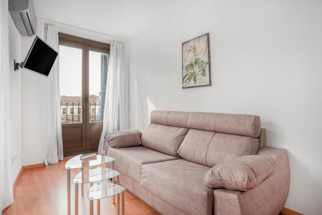 2 Bedrooms 1 Bathroom Furnished - Center - Bright - Mintystay Madrid Exterior photo